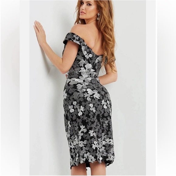 NEW JOVANI BLACK SILVER GUNMETAL BEADED OFF SHOULDER COCKTAIL DRESS - Picture 13 of 13